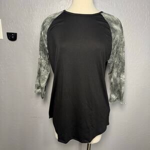 Lularoe Randy 3/4 Long Sleeve Tee, L